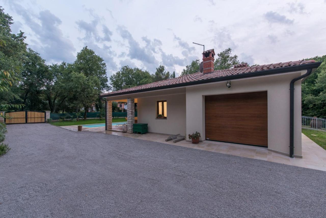 Villa Mirabella 乌马格 外观 照片
