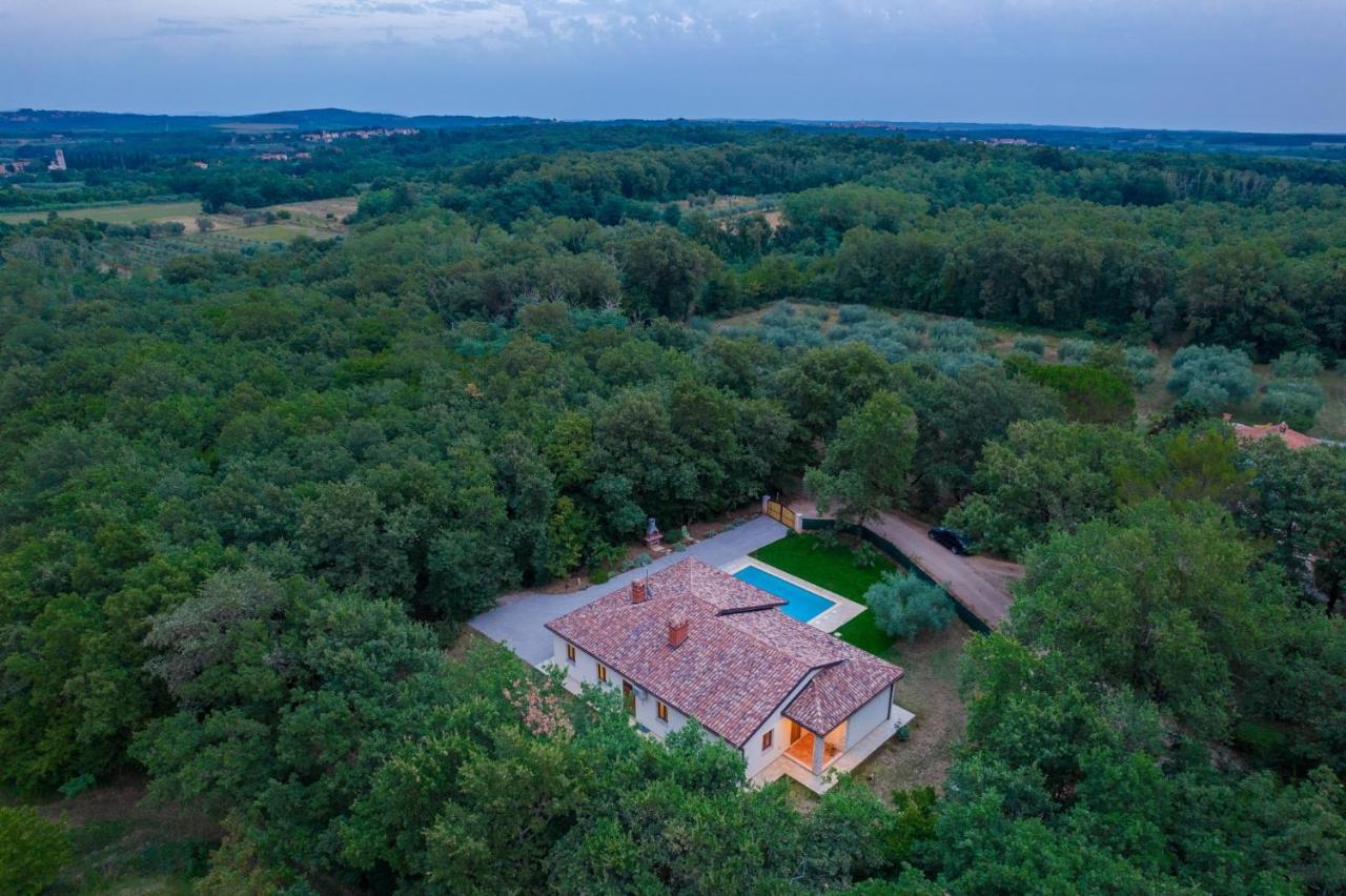 Villa Mirabella 乌马格 外观 照片