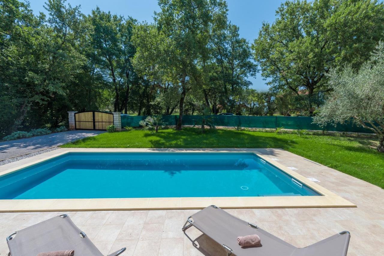 Villa Mirabella 乌马格 外观 照片
